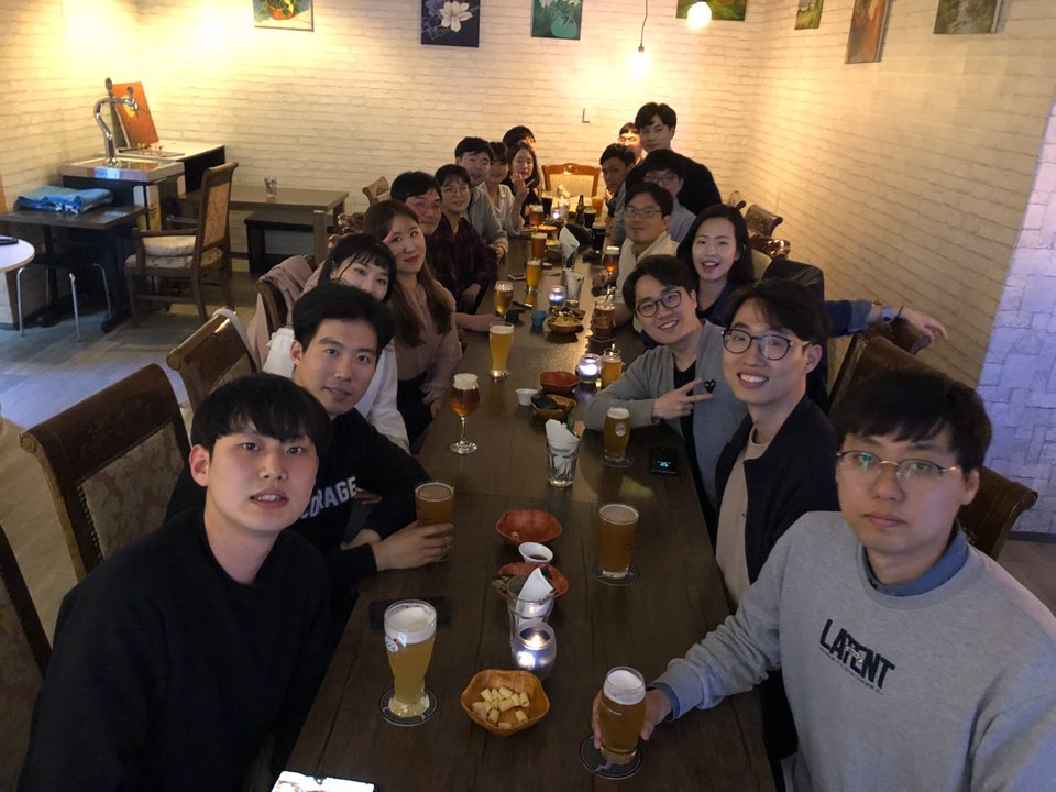 Joint-lab dinner with yoons lab